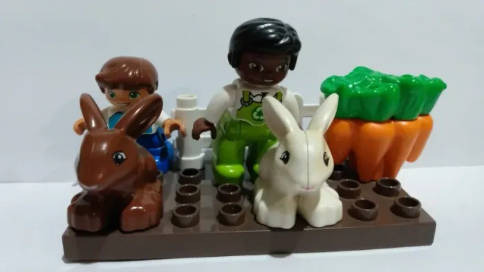 Lote de brinquedos Lego duplo fazendinha de brinquedo