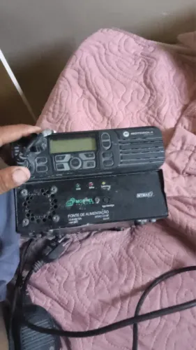 Rádio Motorola DGM 6100 completo com fonte (usado)