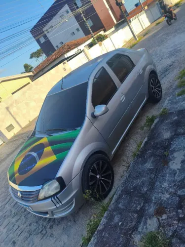 Renault Logan Authentique Hi-flex 1.0 16V 4P 2012