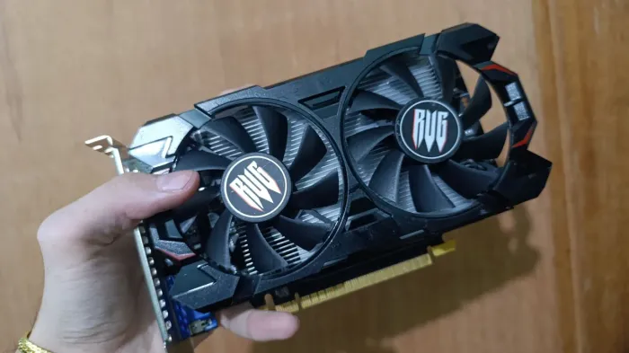 GTX 750 4GB RVG DUAL FAN Show 