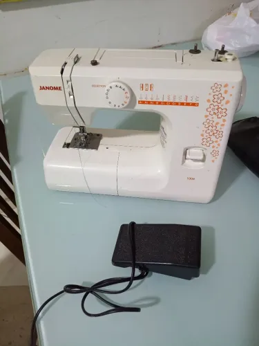 Máquina de costura