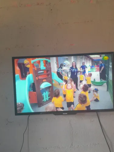 Vende esta tv 32 pol 400