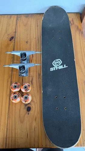 SKATE SEMI NOVO 