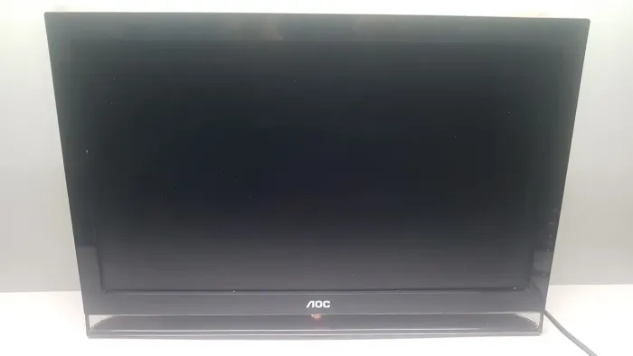 TV AOC 22 LED com defeito