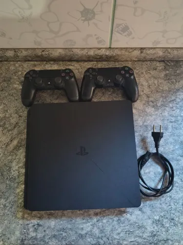 Sony Ps4 Desbloqueado + 2 Controles