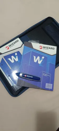 Livro Wizard w2 com caderno de resposta e caneta