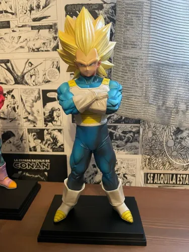 Vegeta Super Saiyajin 3 - Action Figure Premium 33cm | Dragon Ball Z