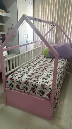 Cama infantil casinha
