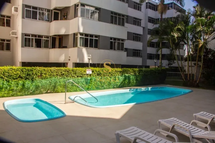 Apartamento à venda com 3 quartos, 1 banheiro, 1 vaga garagem, no bairro Itacorubi, Floria