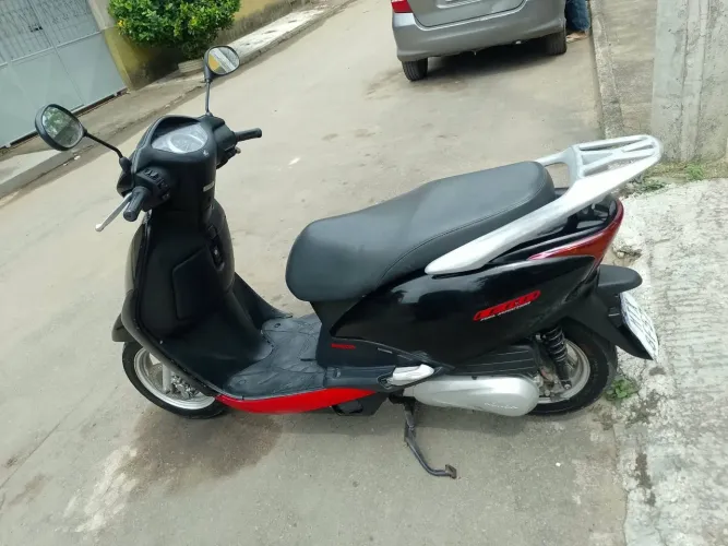 VENDO HONDA LEAD 110