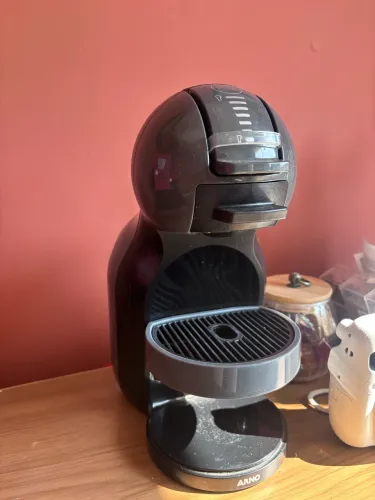 Cafeteira Elétrica Dolce Gusto