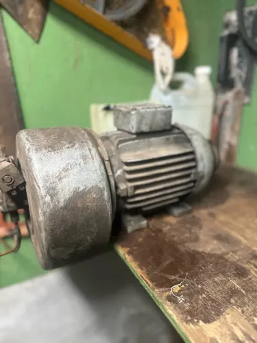 Motor trifásico weg 4cv