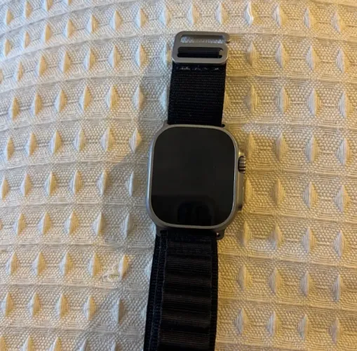 Apple Watch Ultra titanium 49mm