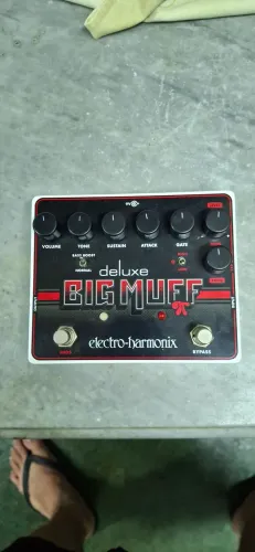 Pedal Electro Harmonix Big Muff Pi Deluxe