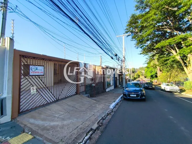 Casa espaçosa e moderna à venda em Campo Grande-MS, Vivendas do Bosque: 5 quartos, 1 sala,