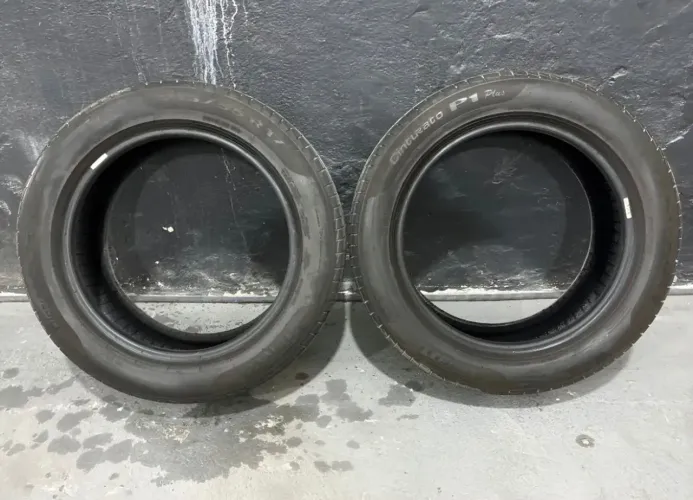 Par de pneu Pirelli 215/55R17 Cinturato P1