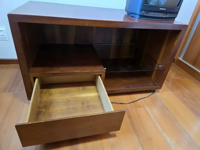 Vendo rack imbuia
