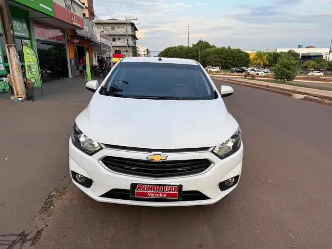 Chevrolet Onix Hatch LT 1.0 8V Flex Mec. 4P 2018