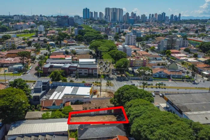 Terreno - R Engenheiros Reboucas, 700 - Jardim Botânico - Curitiba PR