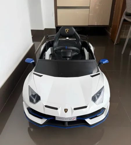 Carrinho infantil Lamborghini 12V