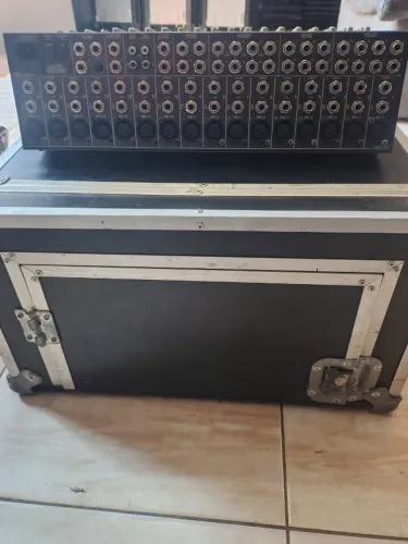 Mesa Mackie CR 1604 VLZ 16