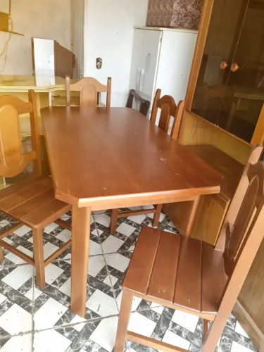 Jogo de mesa de madeira 