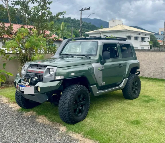Troller T-4 4X4 3.2 20V TDI Cap. Rígida Diesel 2017