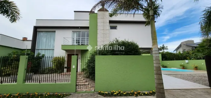 Casa com 4 suítes para vender ou alugar, 352 m² - Armação do Pântano do Sul - Florianópoli