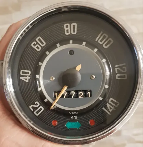 Velocímetros 120 e 140KM/H