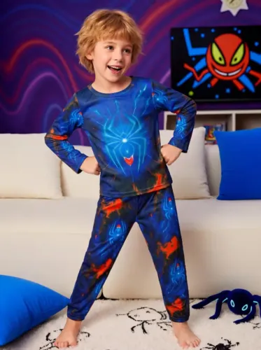 Pijama Infantil Pra Menino Tema do Homem Aranha Idade 4 a 5 anos NOVO