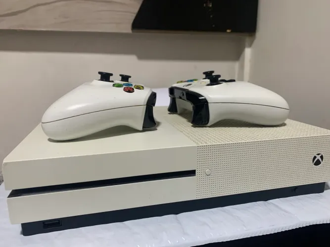 Xbox One S 1tb