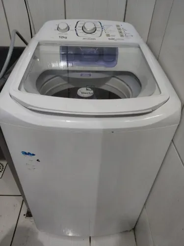 Vendo Máquina de Lavar Electrolux 12kg