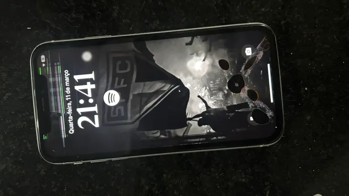 iPhone XR - Retirada de peças