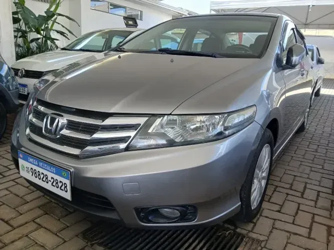 Honda City Sedan LX 1.5 Flex 16V 4P Aut. 2013