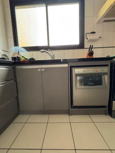 Armário em L com Granito São Gabriel + Cuba Inox + Lava-Louças Brastemp 110V