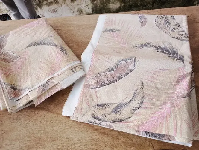 Toalha plástica com forro Excelente qualidade