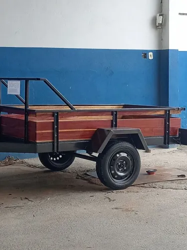 Reboque novo