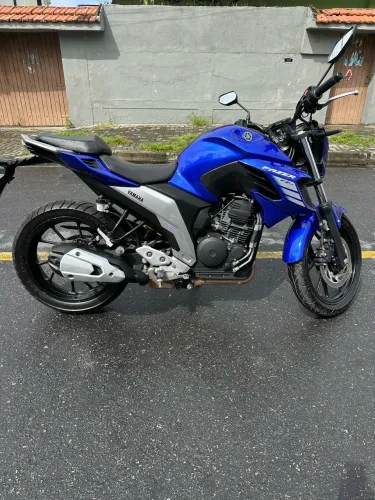 Fazer fz25 extra