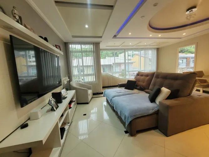Casa 236m² 4 Quartos à venda por 1.400.000,00 em Vila Valqueire, Rio de Janeiro, RJ