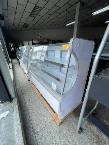 Vitrine refrigerada 1.50m - Novo!