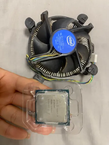 Intel i3 10100f C/ Cooler Box Intel 