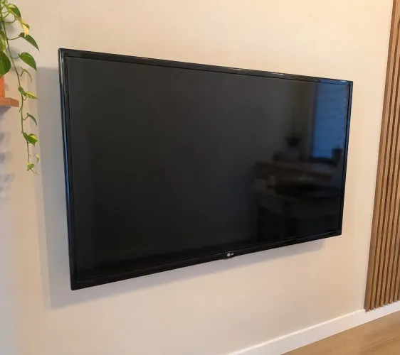 TV 55 POLEGADAS LG FUNCIONA PERFEITAMENTE.