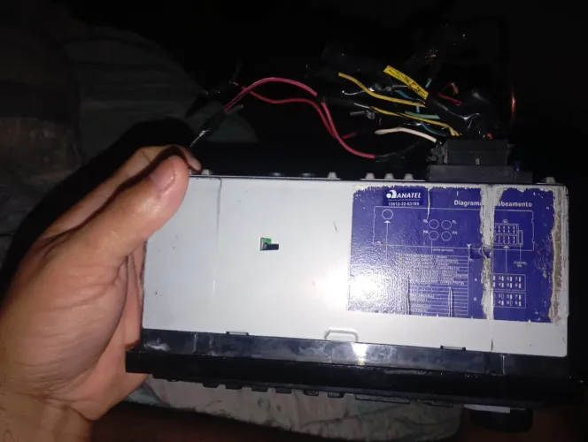 Vendo  Rádio 90 conto