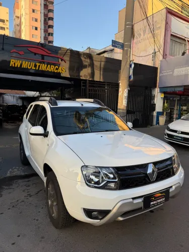 Renault Duster Dynamique 2.0 Hi-flex 16V Aut. 2016