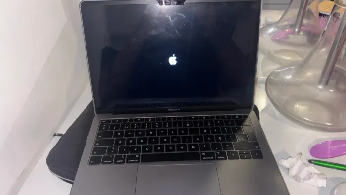 Macbook Air Retina 13 (2019)