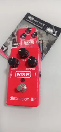 Pedal MXR distortion lll