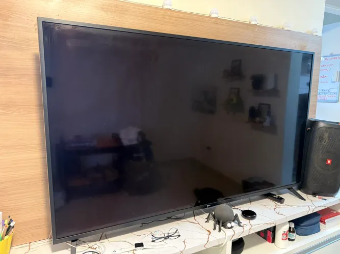 Smart TV LG 65 polegadas + controle pointer estilo mouse