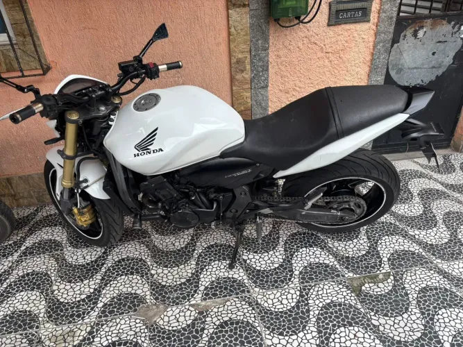 Hornet 2012 a mais nova RJ