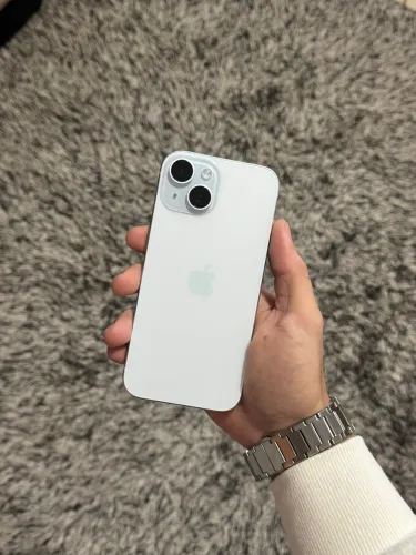 iPhone 15 - Azul Claro 128gb