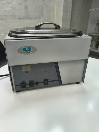 lavadora/limpadora ultrassônica industrial/profissional da marca Essilor